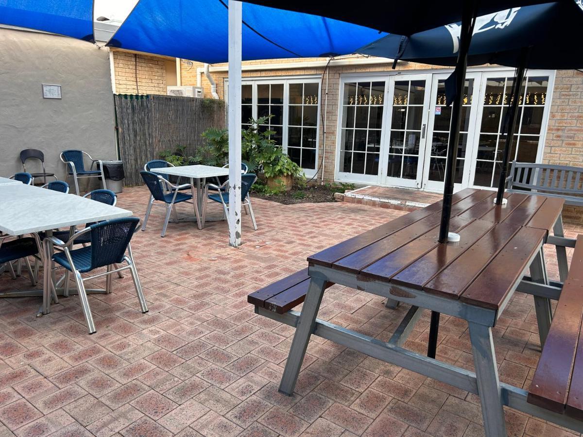 Jurien Bay Hotel Motel מראה חיצוני תמונה