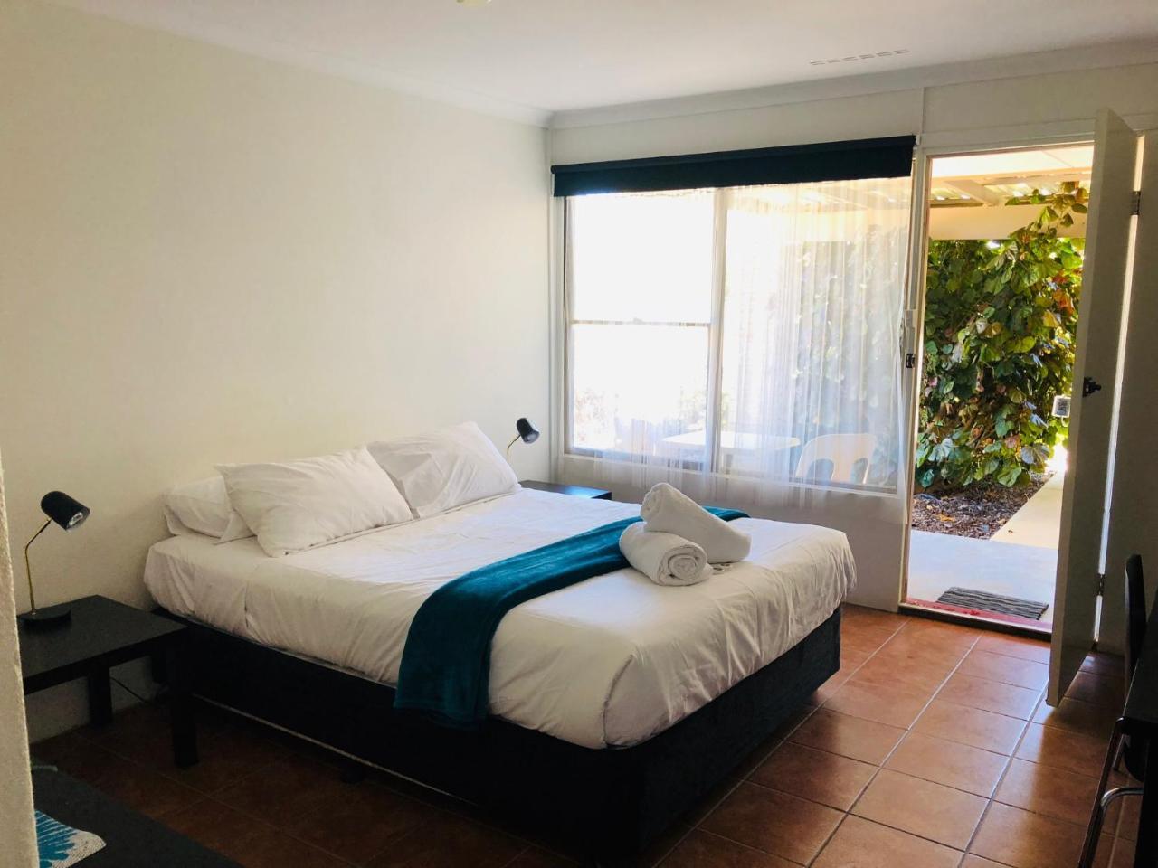 Jurien Bay Hotel Motel מראה חיצוני תמונה